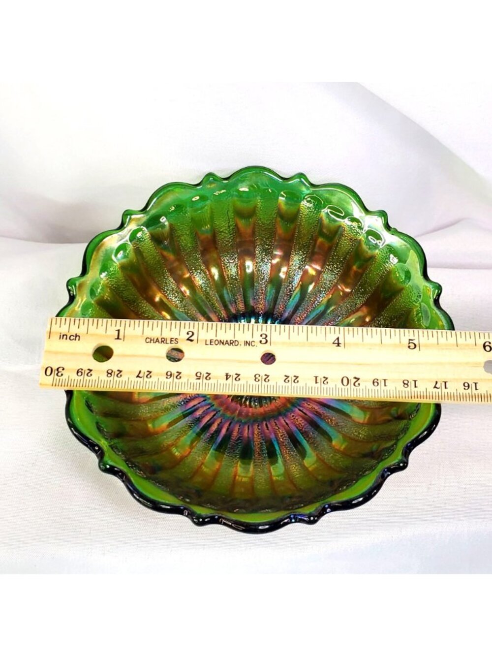 Fenton Green Carnival Glass Bowl With Scalloped Rim Iridescent 5.5" Diameter MCM - Picture 5 of 9